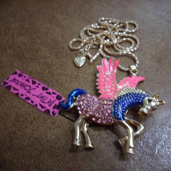 Betsey Johnson Other - Rhinestone Horse Sweater Necklace